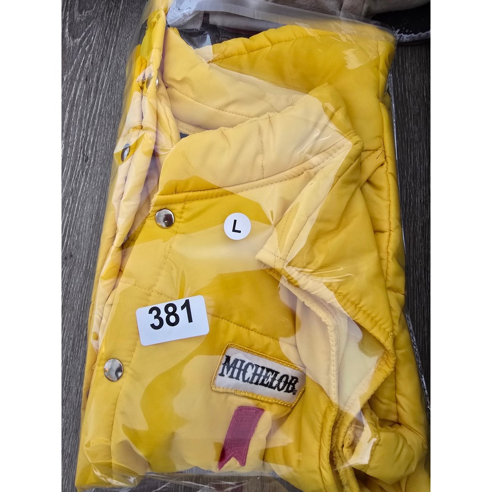 Vtg Michelob Puffer Vest Mens Large Yellow Quilted Sleeveless Full Snap Workwear - Picture 5 of 5